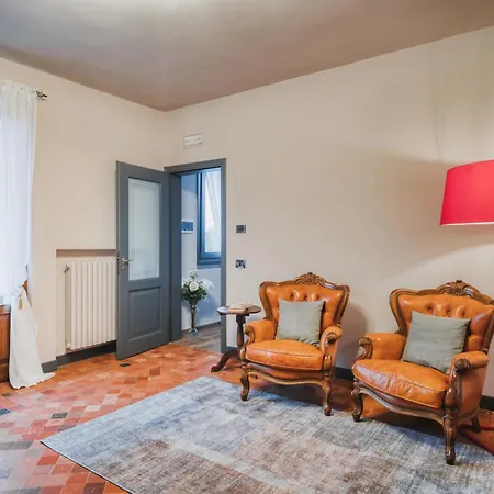Alba Chiara Bed & Breakfast *